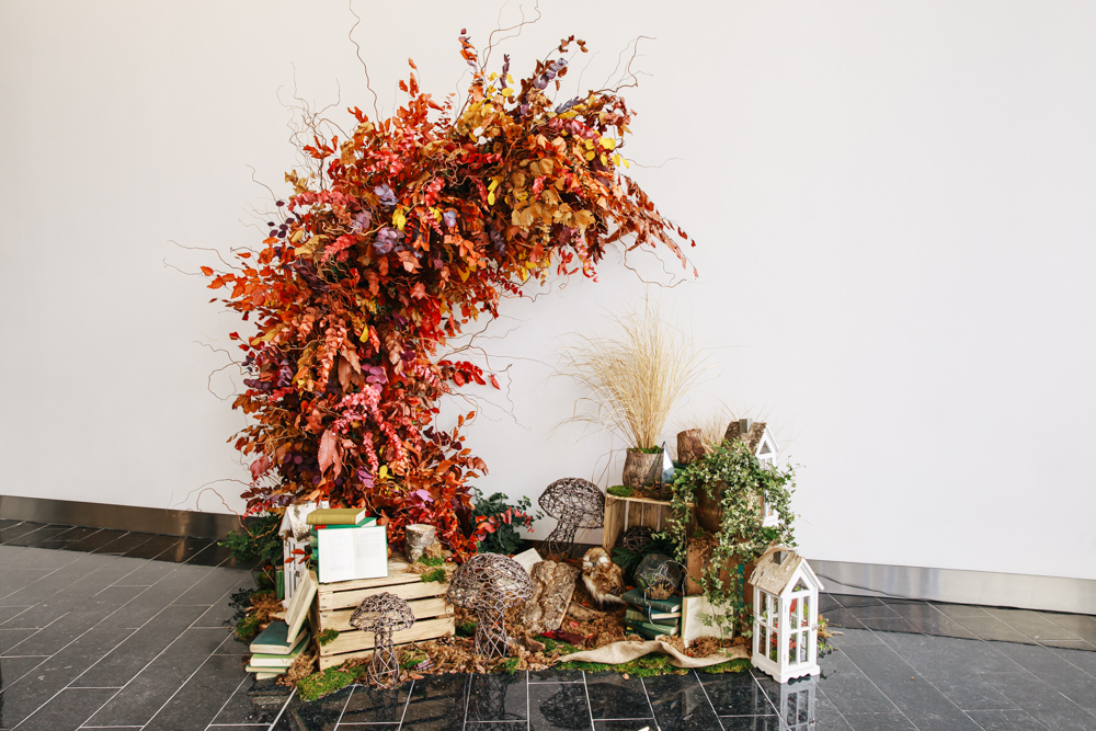 Autumnal event photo opportunity display